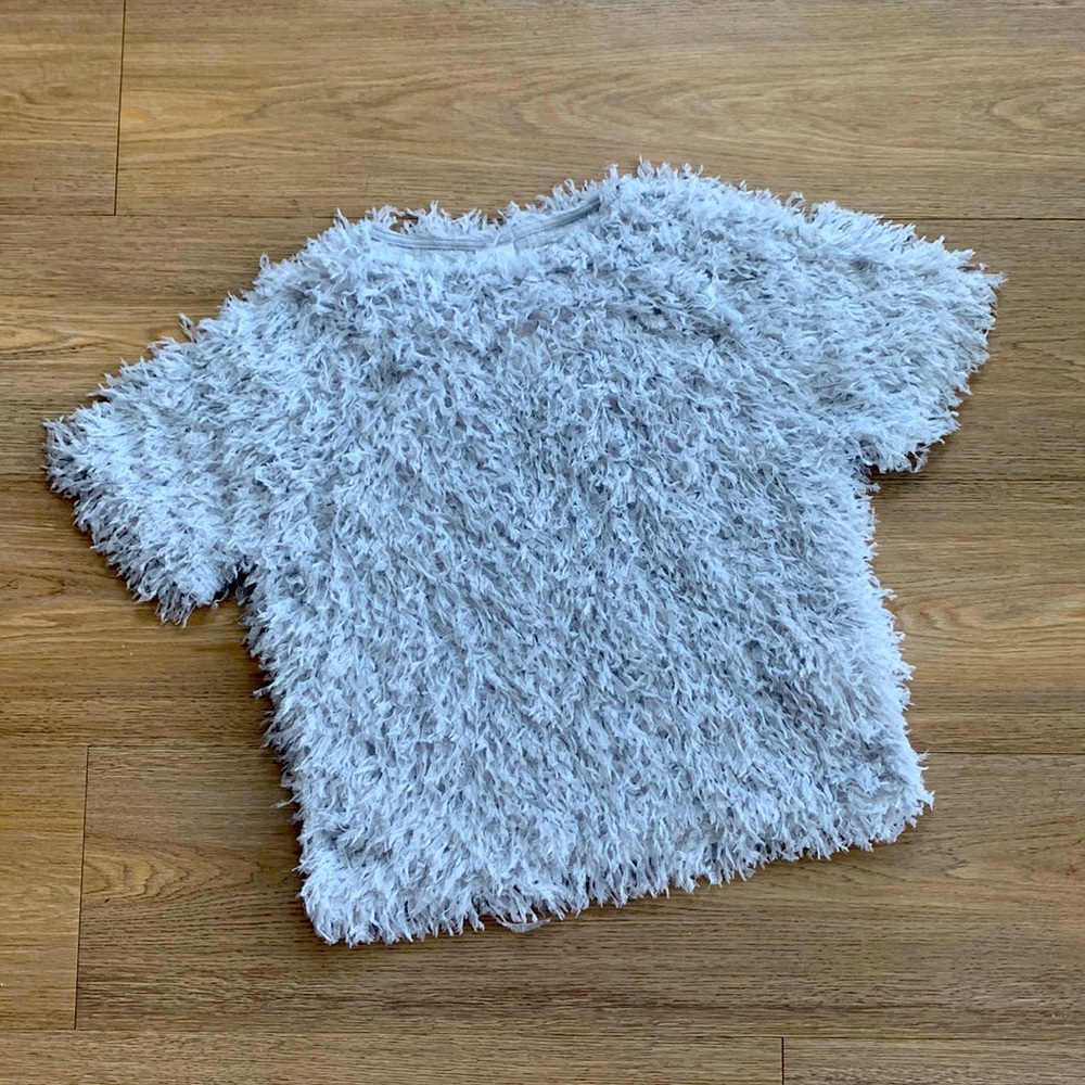 SALE 🦋 NWT Zara Grey Fuzzy Textured Crop Top Sz 11 - 12